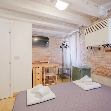 Balastro Design - Center *