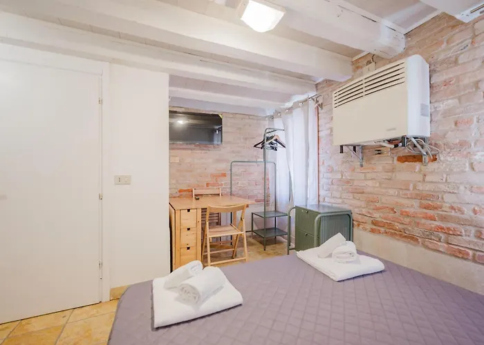 Balastro Design - Center *